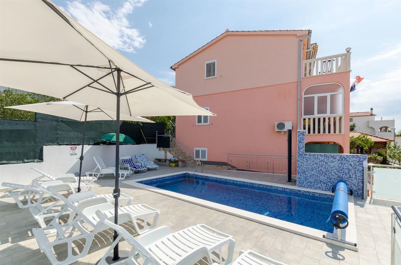 רוגוזניצה Apartments Ljubica מראה חיצוני תמונה