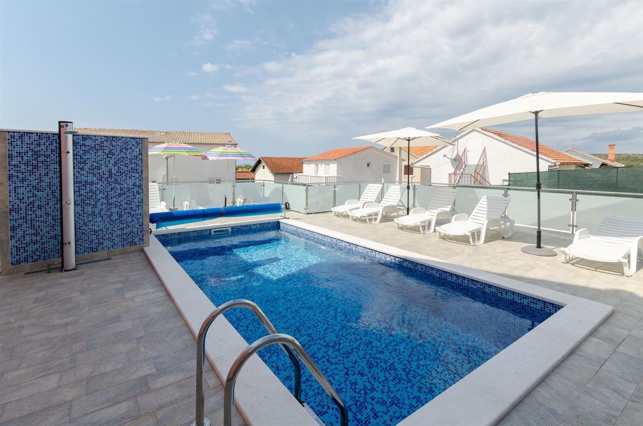 רוגוזניצה Apartments Ljubica מראה חיצוני תמונה